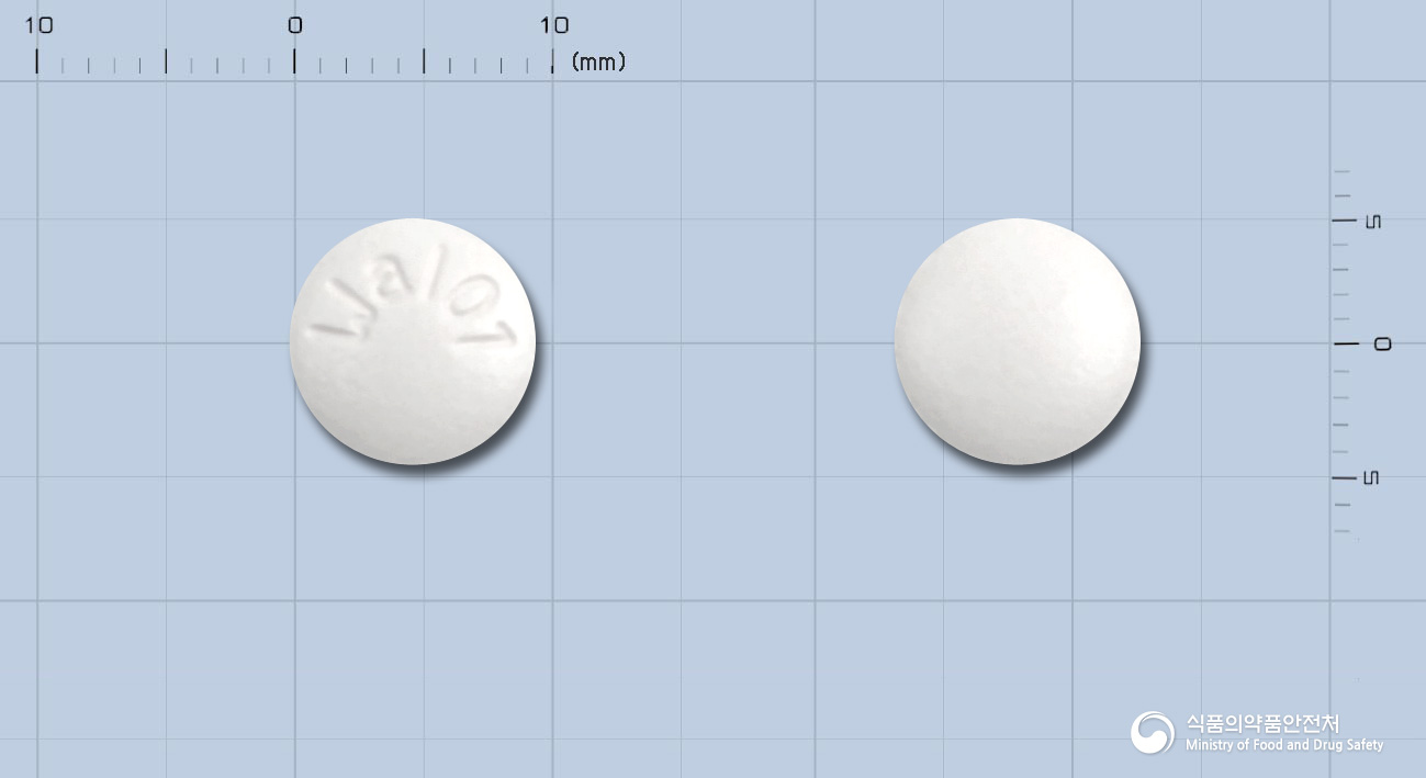 클리신정(클로닉신리시네이트)(수출명:CLICIN Tab)